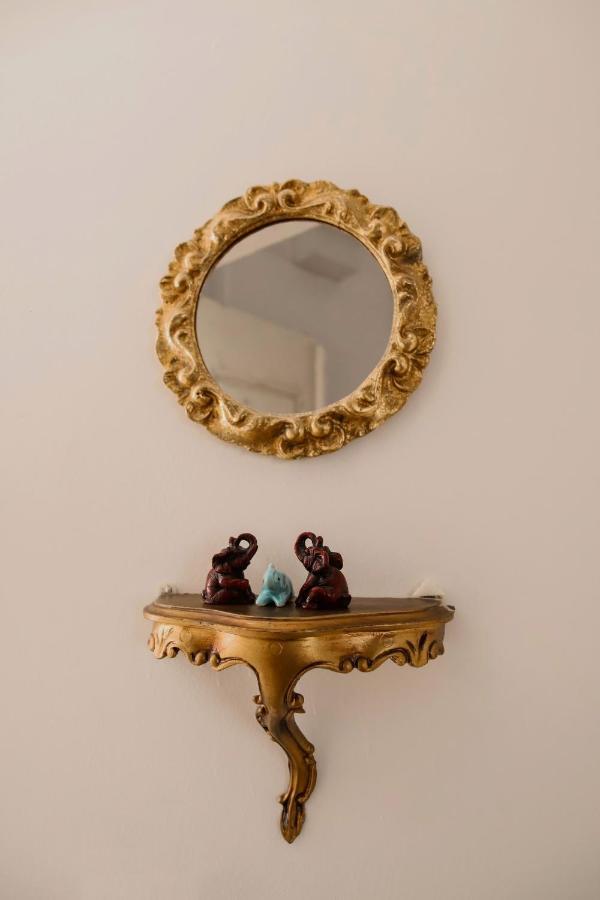 Elephant In My Apartament *